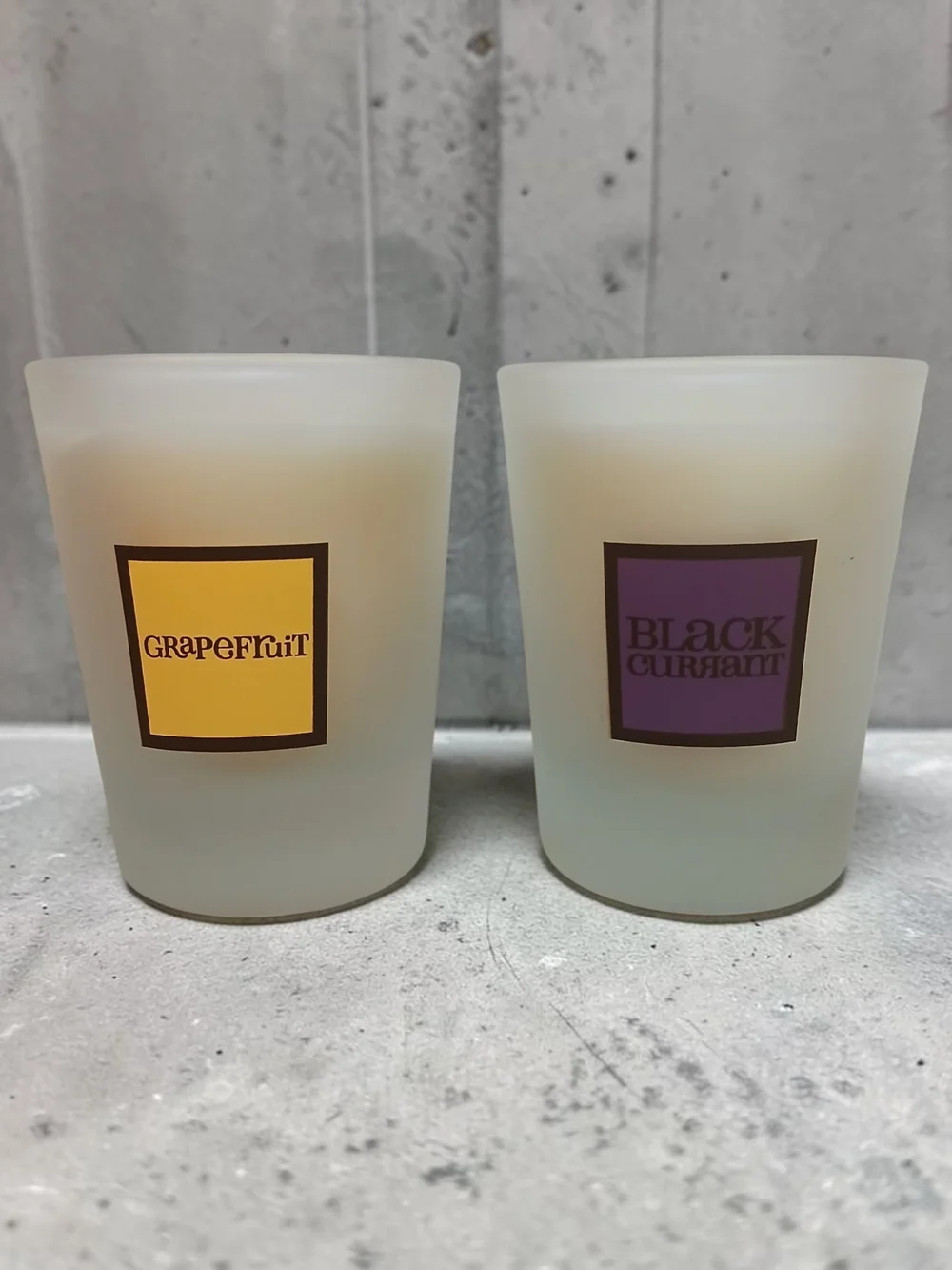 Grapefruit & Black Currant Frosted Glass Scented Candle Set